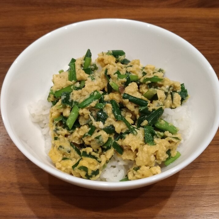 鯖の味噌煮缶の汁消費に ニラ玉 レシピ 作り方 By くみんみん 楽天レシピ 鯖の味噌煮缶の汁消費に ニラ玉 レシピ 作り方 By くみんみん 楽天レシピ